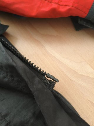 Chaqueta Moto Impermeable Negra y Roja