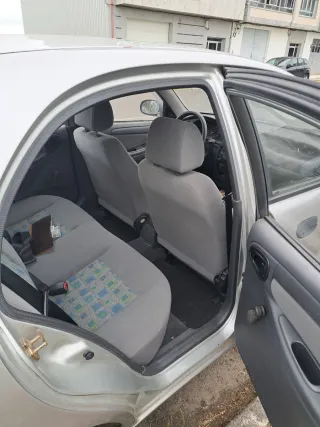 Daewoo Lanos 2002
