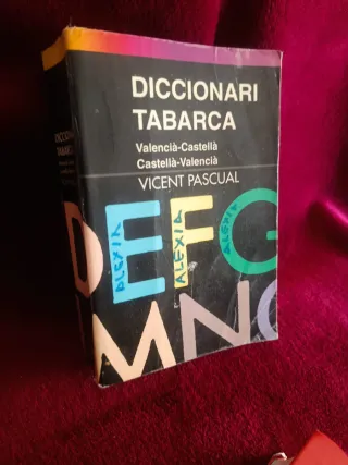 Lote de libros educativos, Diccionarios y DVDs