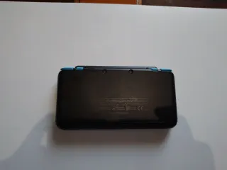 Nintendo 2DS XL Negro y Turquesa