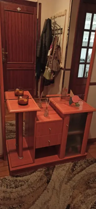 Mobile ingresso in legno e vetro