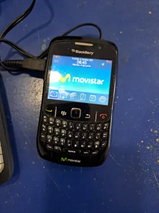 Lote de teléfonos móviles antiguos