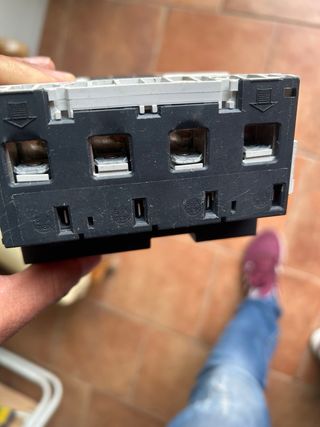 Interruptor Automático Schneider NG125N 125A