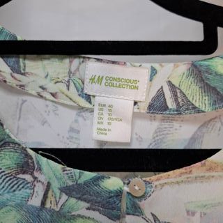 Blusa H&M Estampado Tropical Talla M