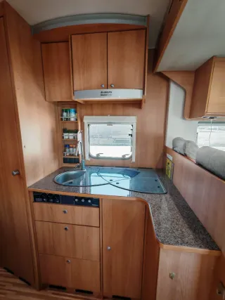Autocaravana perfilada Dethleffs Globe4