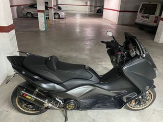 Yamaha Tmax Iron