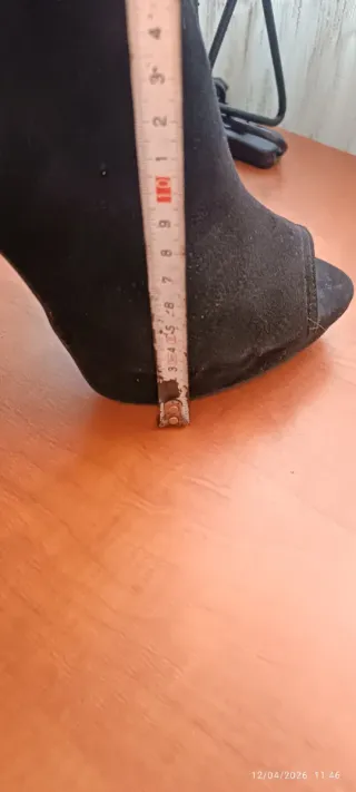 Botines tacón aguja negros talla 39