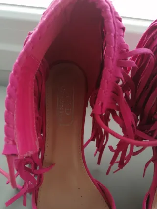 Sandalias de mujer con flecos