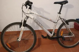 Bicicleta Decathlon Rockrider Plata