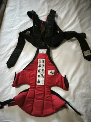 Mochila Portabebé BabyBjörn con funda