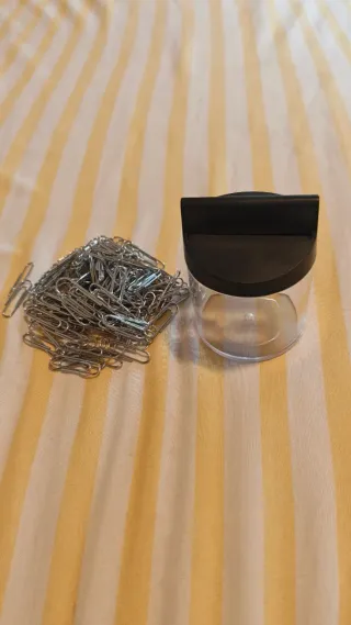 Dispensador magnético de clips de oficina y clips