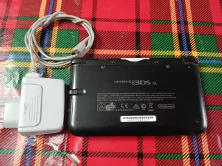 Nintendo 3DS XL Nera