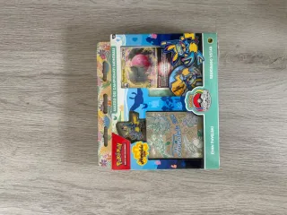 Box Pokémon Regidrago VSTAR Campionati Mondiali