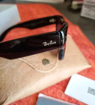 Ray-Ban Wayfarer Puffer Occhiali da Sole