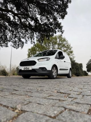 Ford Transit Courier 2021