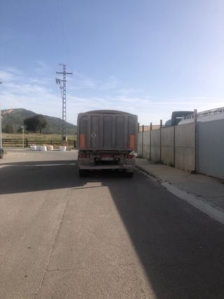 Semirremolque Fruehauf 2005. Francesa tambor