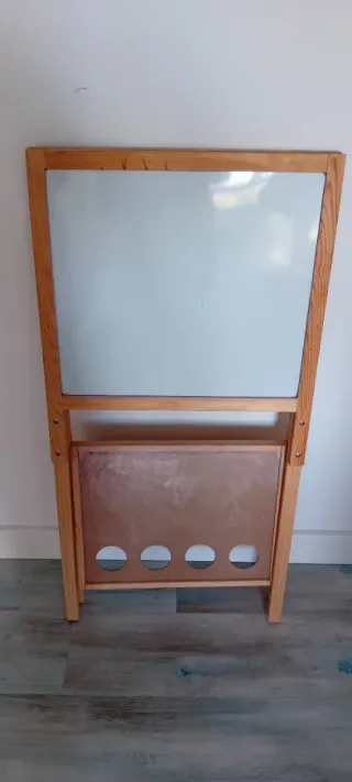 Pizarra infantil de madera
