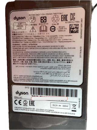 Aspirapolvere Dyson Cyclone V10 Absolute e accessori