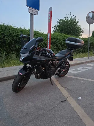 Suzuki Bandit SA 2010 Negra