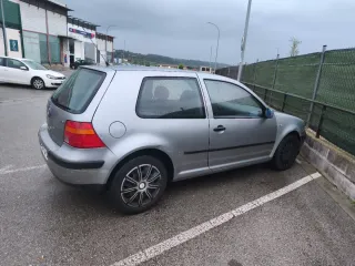 Volkswagen Golf 2003