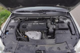 TOYOTA Avensis 2.0 VVTi SOL