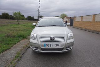 TOYOTA Avensis 2.0 VVTi SOL