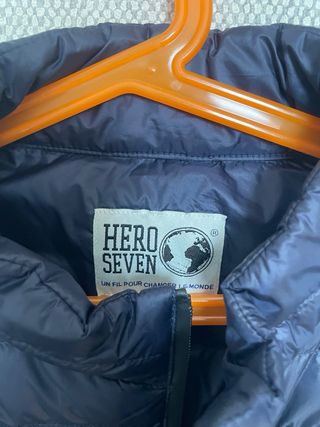 Chaleco Plumas Hero Seven Azul  nuevo. Talla L