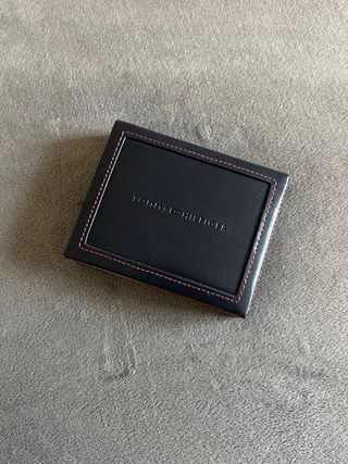 Cartera Tommy Hilfiger Negra Cuero RFID