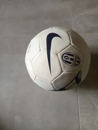 Pallone Nike Juventus N.4 Vintage