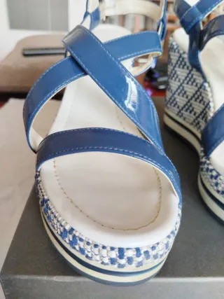 Sandalias Nero Giardini Talla 37 Azul/Blanco