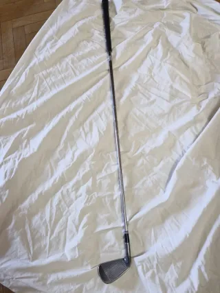 Palo de golf Cleveland Hierro 4