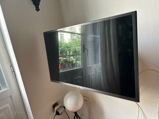 TV LG 32 pulgadas LED 32LF650V-ZB