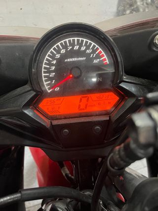 Honda CBR 125R 2014 Roja