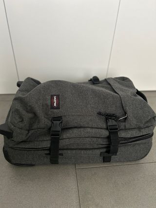 Maleta cabina Eastpak gris oscuro