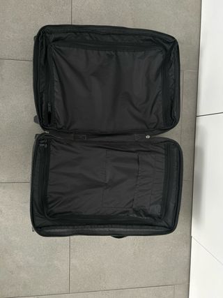 Maleta cabina Eastpak gris oscuro