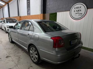 TOYOTA Avensis 2.0 D4D Executive