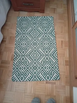 Alfombra de tipo lans beige y verde