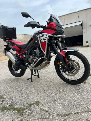 Honda Africa Twin Moto Trail