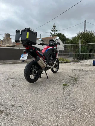 Honda Africa Twin Moto Trail