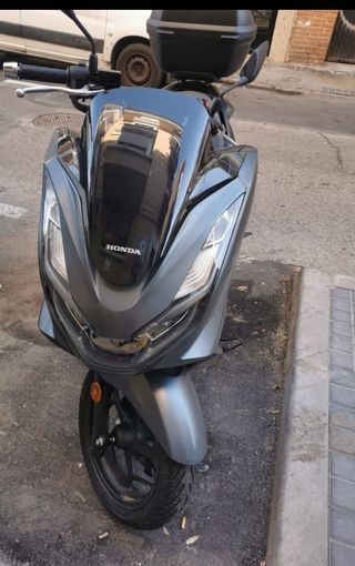 Honda PCX 125 Gris 11000 km