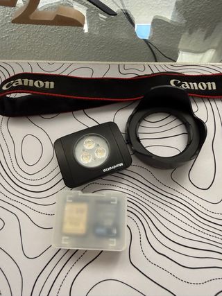 Cámara Canon EOS 2000D Negra