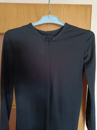 Disfraz Drácula,mono negro, falta tul blanca