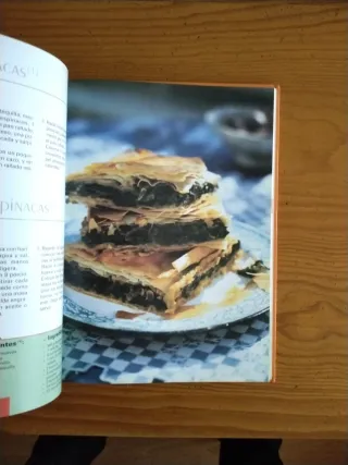 Libro  de cocina de verduras y comida vegetariana.