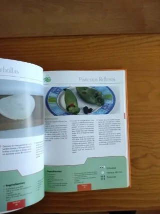Libro  de cocina de verduras y comida vegetariana.