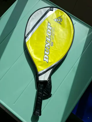 Raqueta de tenis para niños Dunlop 23" con funda