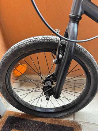 Bicicleta BMX gris