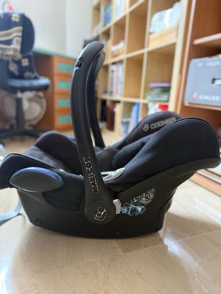 Maxi-Cosi bebé muy cuidado