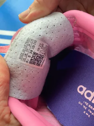 Zapatillas Adidas Rosas y Negras