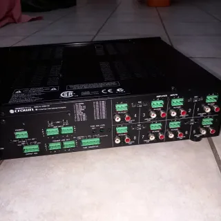 Amplificador Crown 280MA. Taula de mescles.