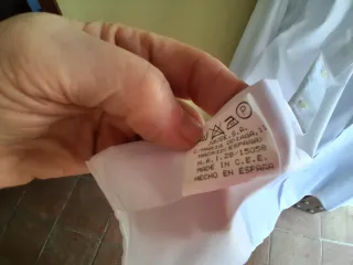 Camisa de vestir blanca